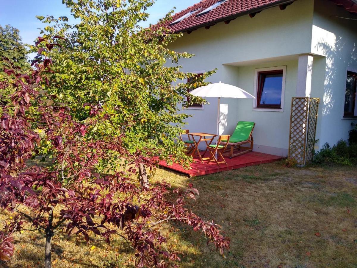 Apartamenty Zielona Gora Exteriör bild
